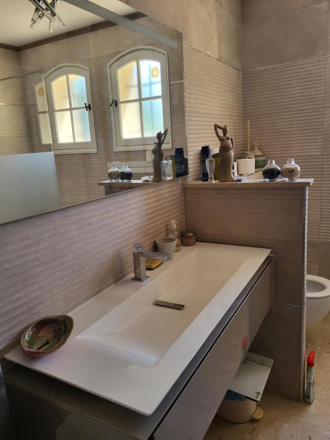 Villa Gitedelea Обиньон Екстериор снимка