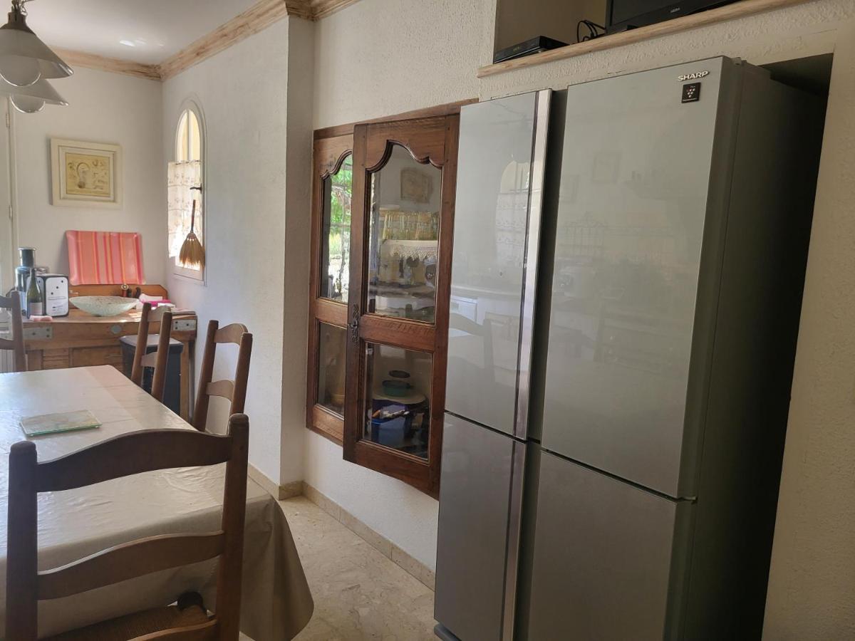 Villa Gitedelea Обиньон Екстериор снимка